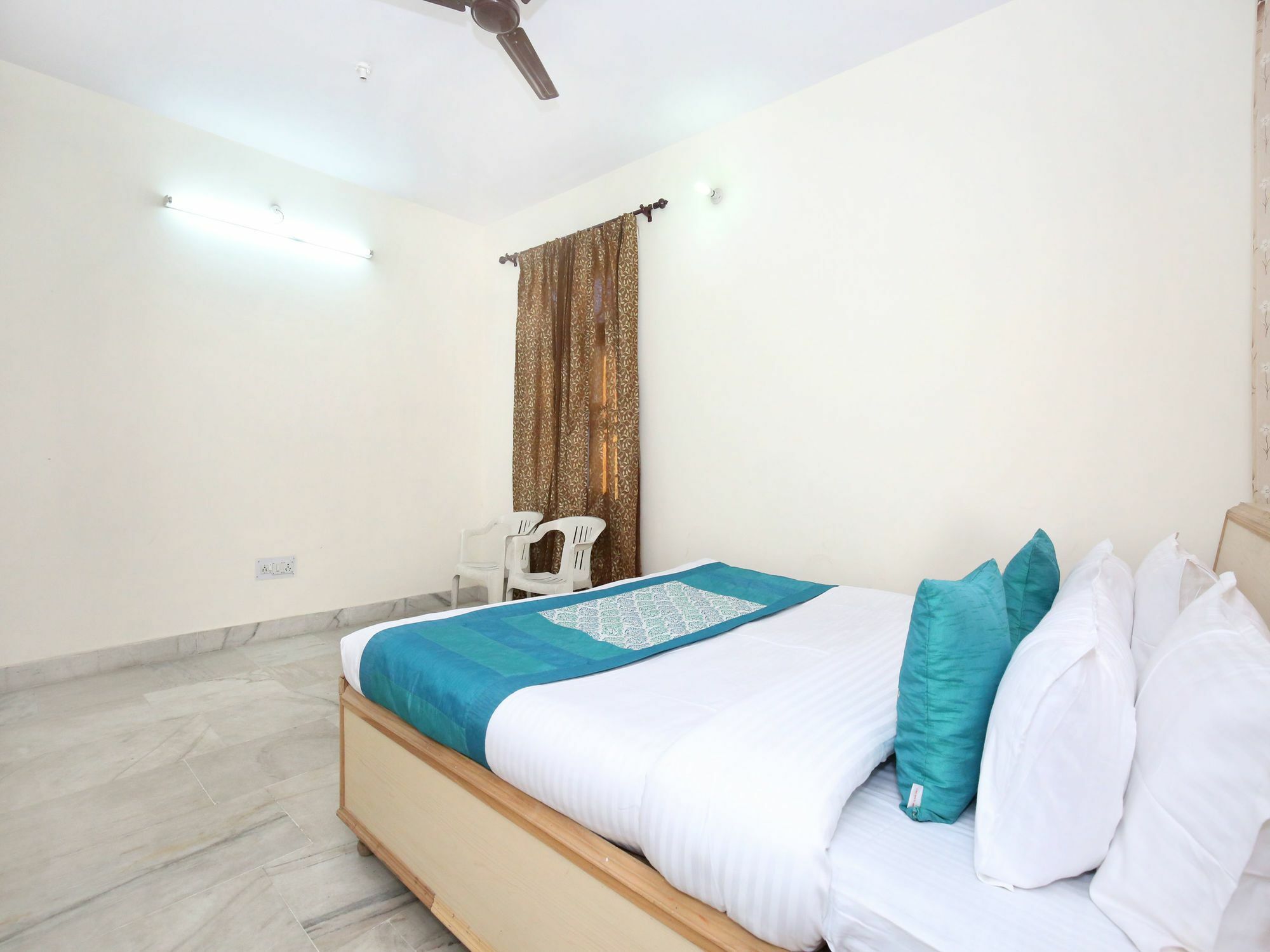 דירות Elegant 3Bhk Abode In Shoghi, שימלה מראה חיצוני תמונה